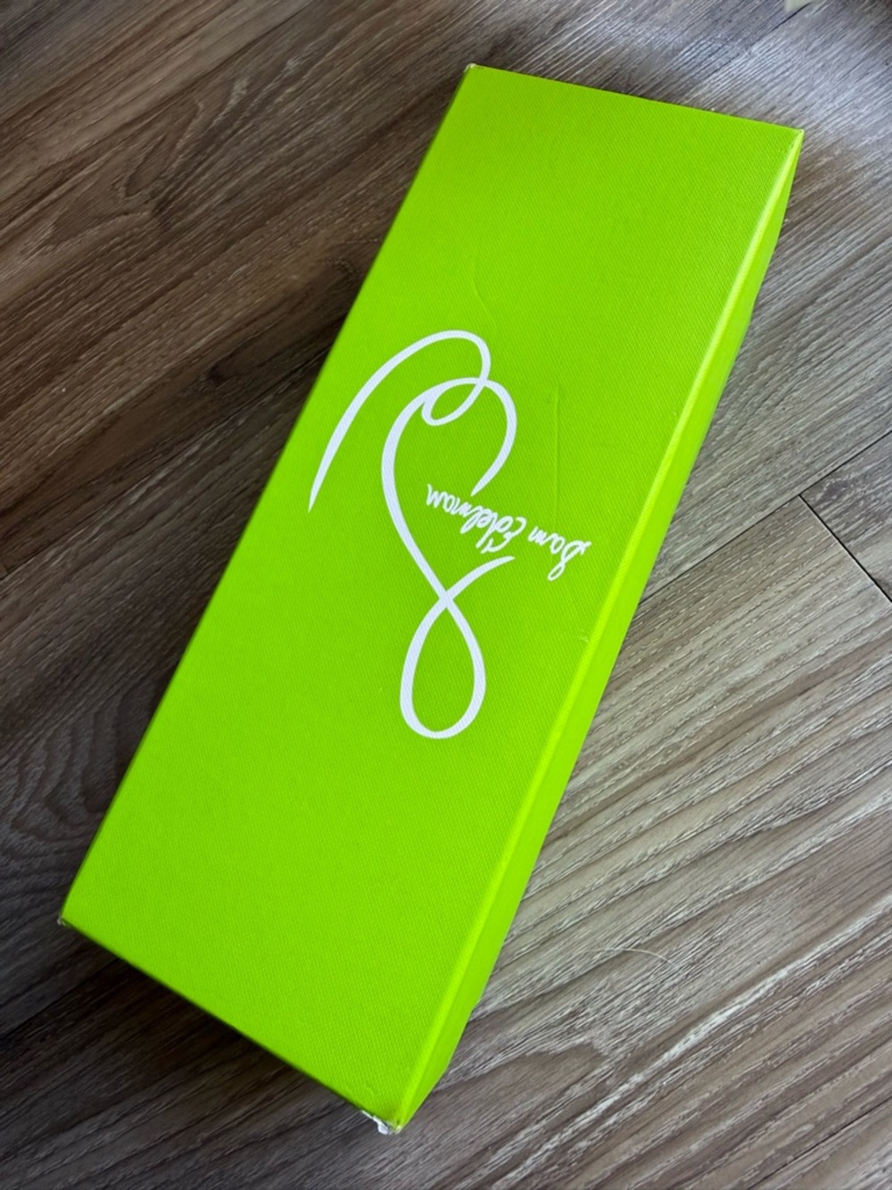 Sam Edelman Lime Green Box with Brown Shoe Soles